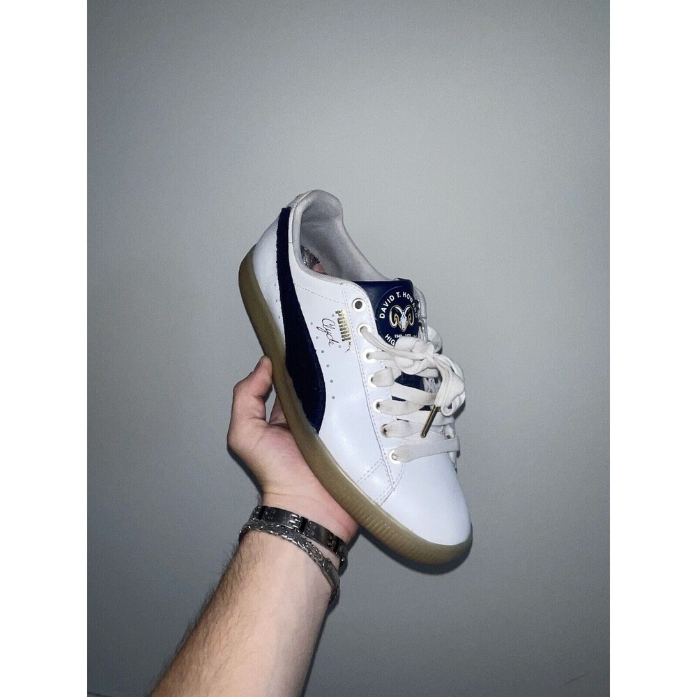 Size 8.5 - PUMA Clyde Black History Month